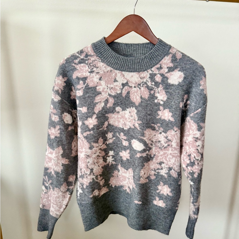 Listicle Floral Knit Sweater Gray Pink Cozy Pullover Small